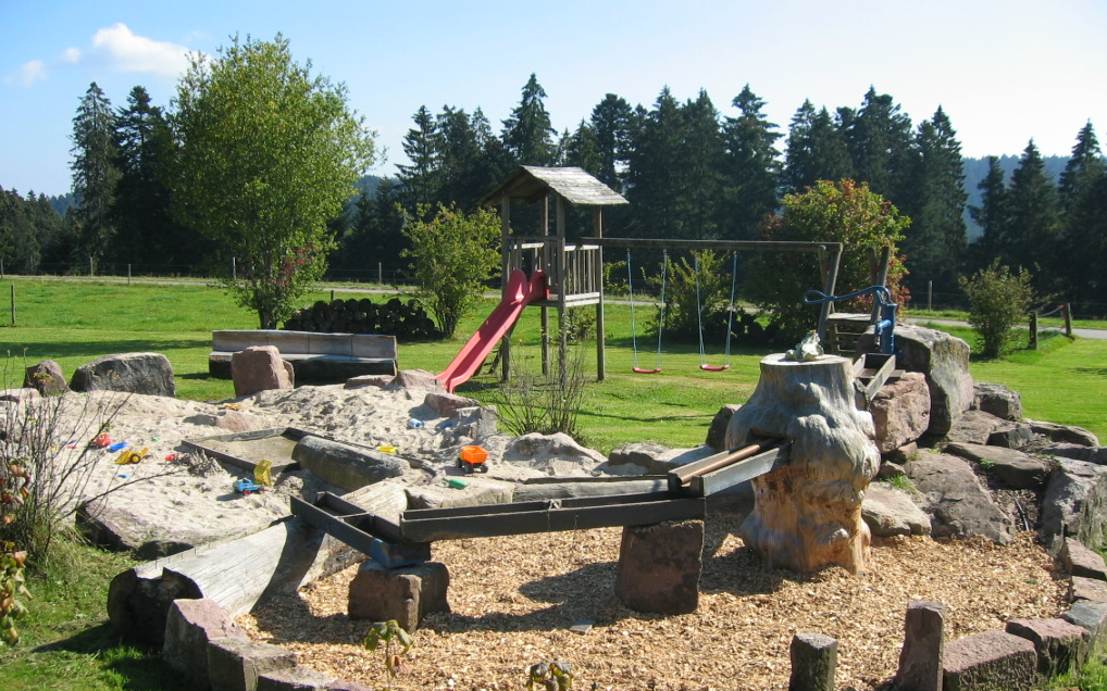 Spielplatz - © Gutshof Armbruster